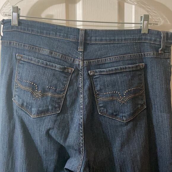 NYDJ Exclusively for Nordstrom Style# 70073 Cut# 14549B Size 16 Jeans - Picture 2 of 13